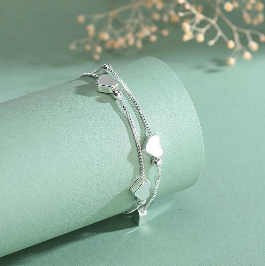 Bracelet full of hearts in 925 Silver