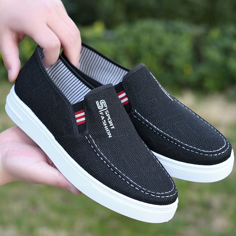 2024 nuevos zapatos de hombre zapatos casuales de primavera zapatos antideslizantes ligeros transpirables de los hombres zapatos de tela de fondo suave de mediana edad y ancianos