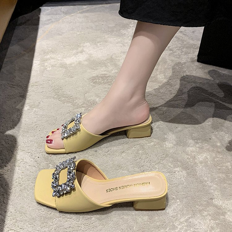2023 summer new large size thick heel slippers women's outer wear square head one-word rhinestone square buckle medium heel sandals wholesale